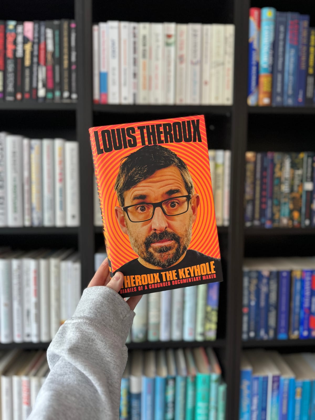 Theroux the Keyhole 🗝️